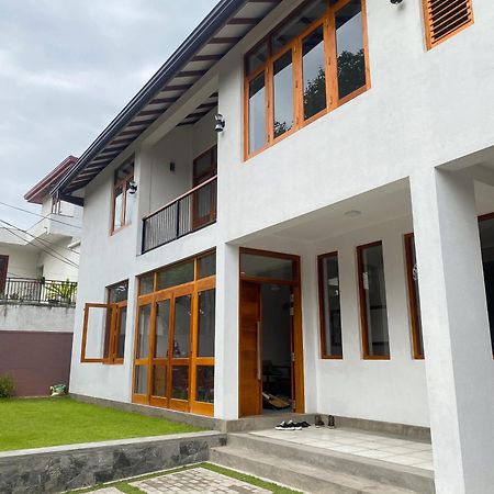 The Doctors Villa Ragama Esterno foto